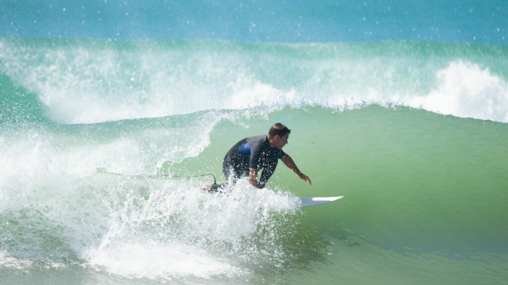 Arcachon en automne : quand les surfeurs prennent le relais