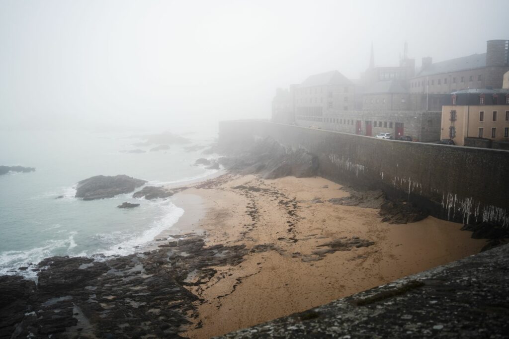 Brest en automne : quand les surfeurs prennent le relais