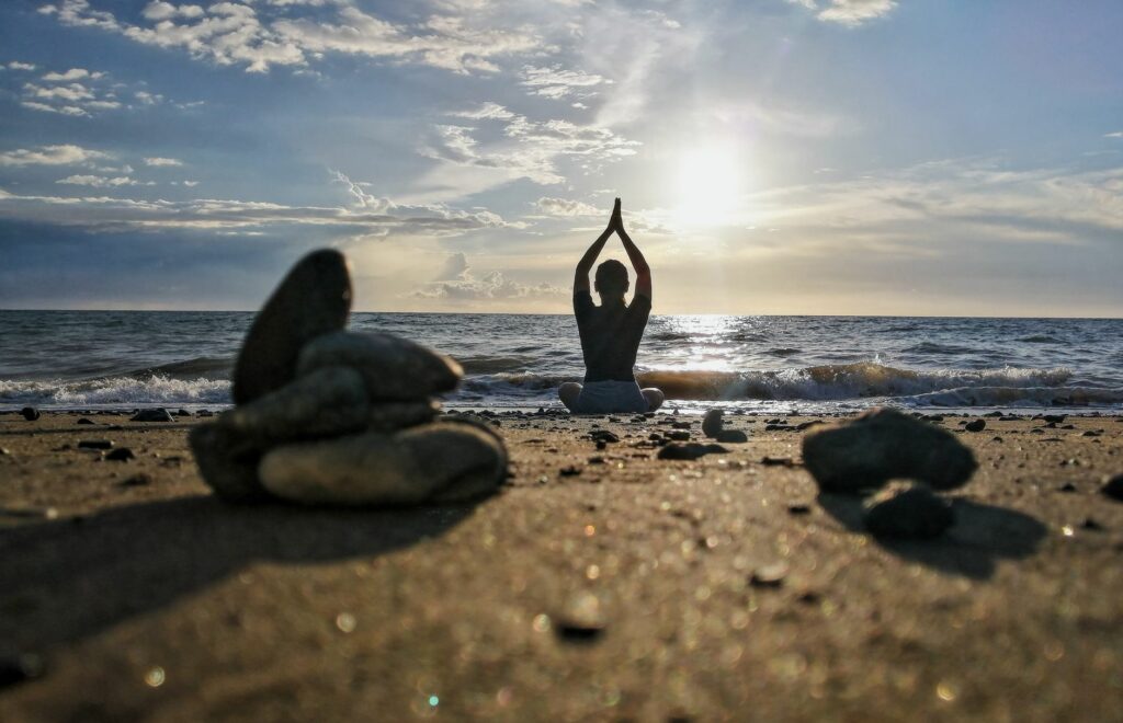 Yoga et rire s&rsquo;allient en Loire-Atlantique