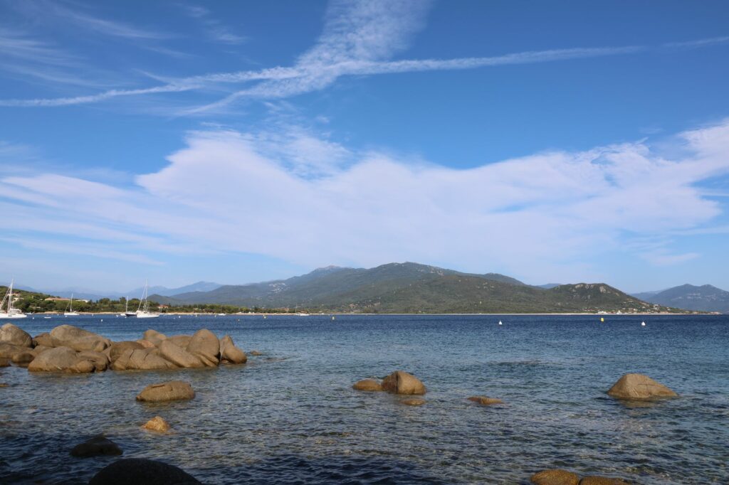 Cagnes-sur-Mer : tension politique au cœur de la Baie des Anges