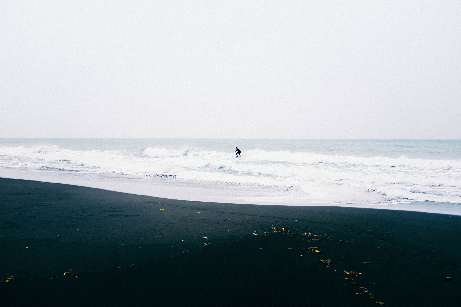 Le surf français aux JO Paris 2024 : ce qui s&rsquo;est vraiment passé à Teahupo&rsquo;o