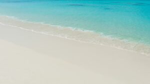 Plages paradisiaques accessibles : les meilleures destinations low-cost dans le monde