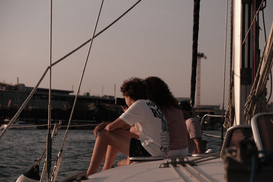 Le guide de la vie au bord de l&rsquo;eau — tout ce qu&rsquo;on ne vous dit pas avant d&rsquo;y vivre