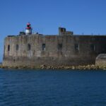 Cherbourg, sentinelle granitique de la Manche