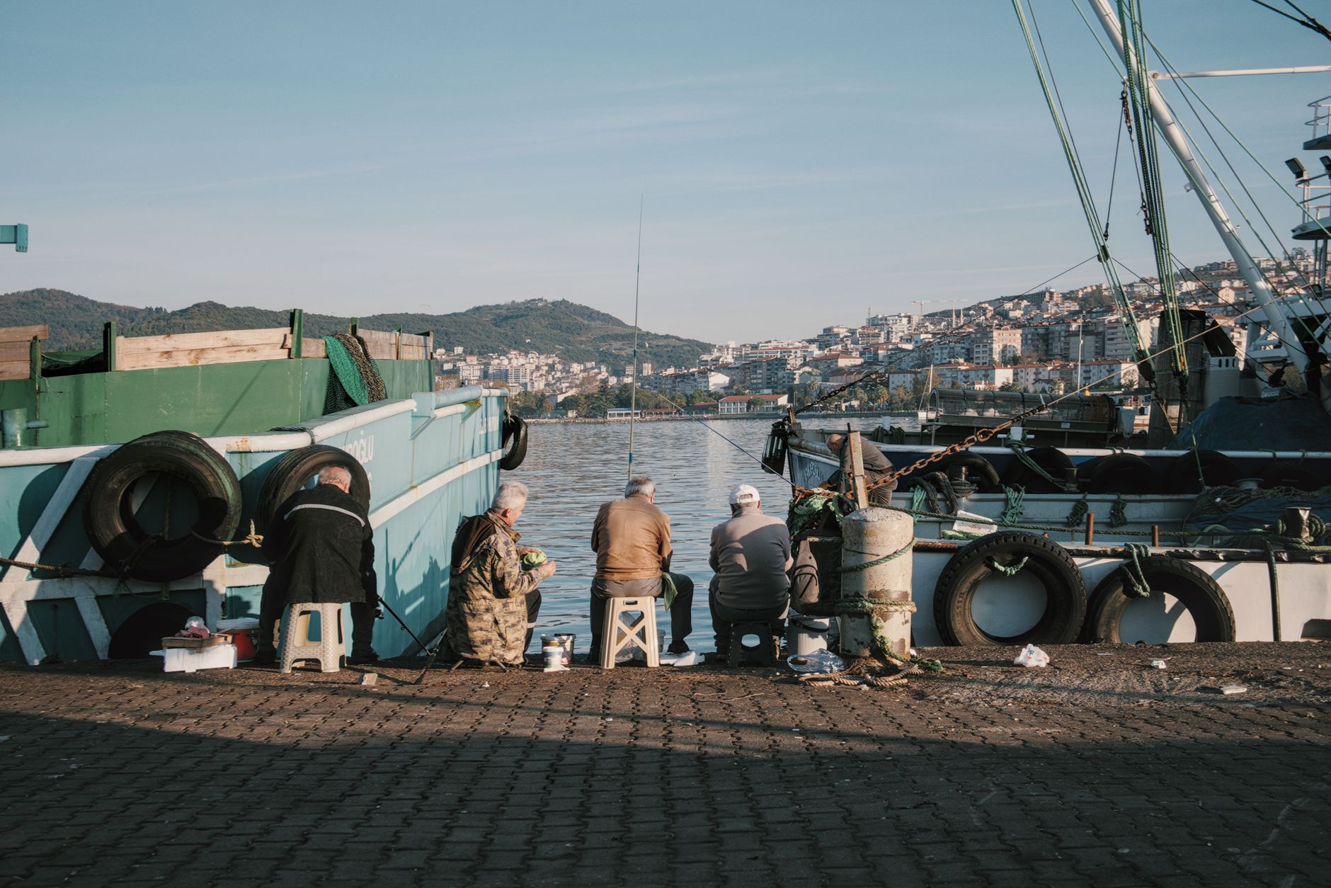 Fos-sur-Mer : les pêcheurs lèvent leur blocage