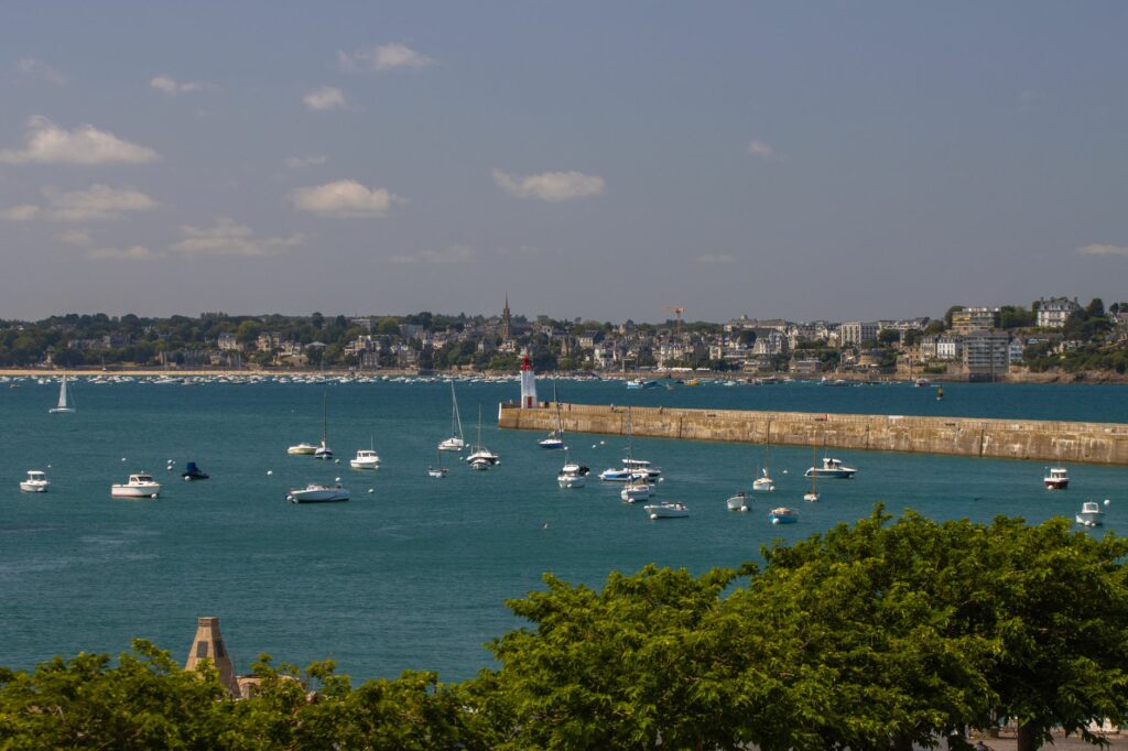 Saint-Laurent-du-Var réinvente le commerce côtier