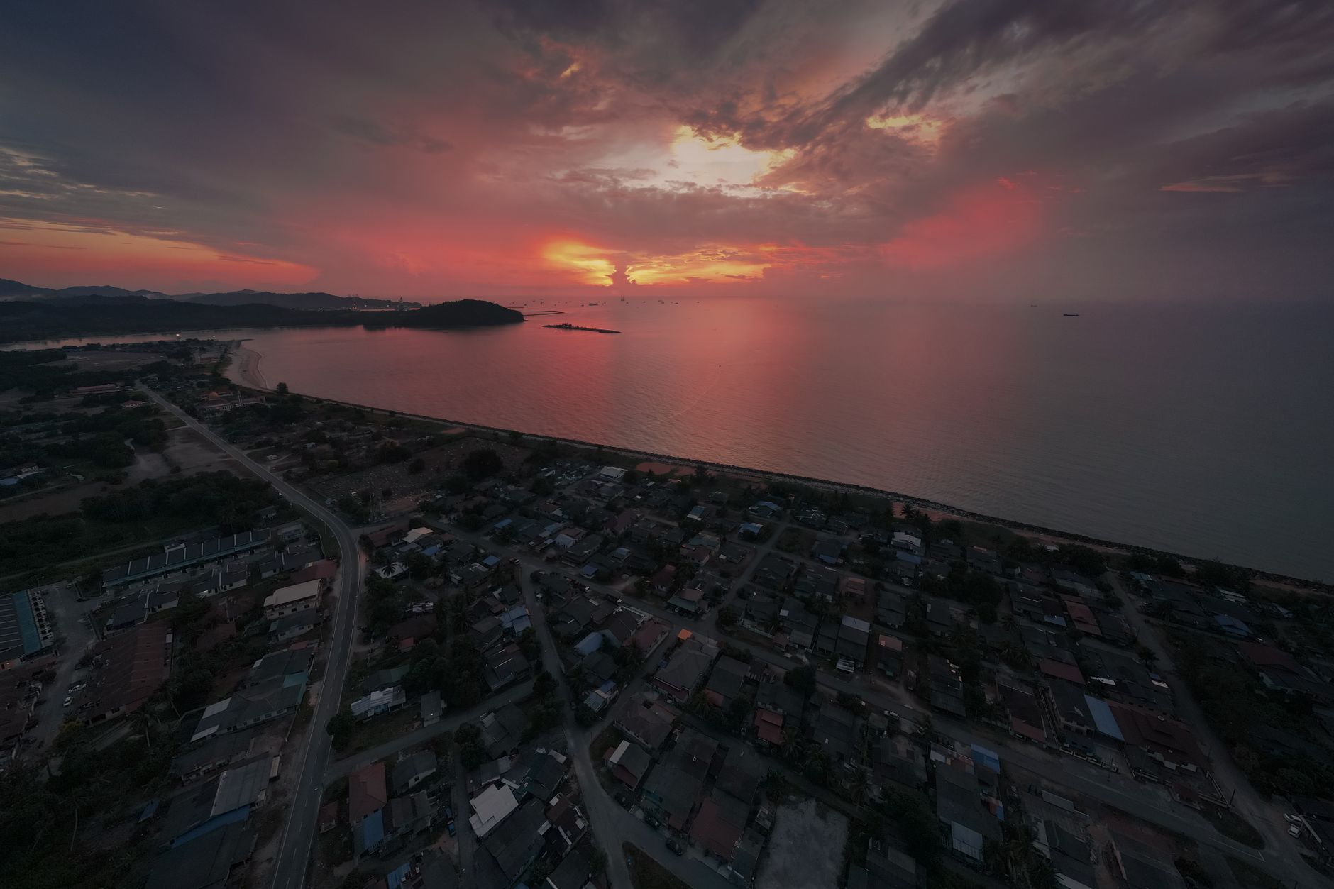 Antibes : incendie dans un immeuble, évacuation d&rsquo;urgence