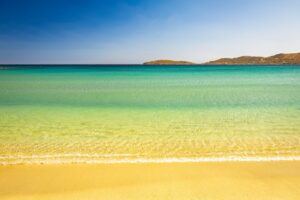 Plages de Méditerranée : ce qui distingue les vraiment belles des très fréquentées