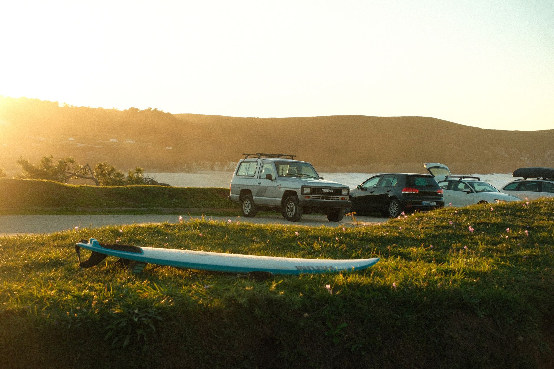 Surf trip en France : organiser, budgéter, choisir la côte et la saison